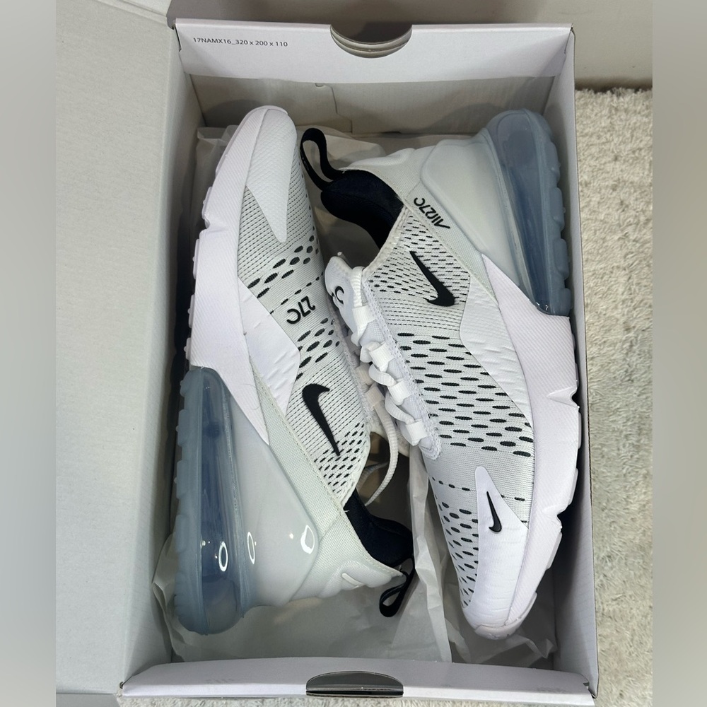 Nike Air Max 270 - Picture 11 of 13